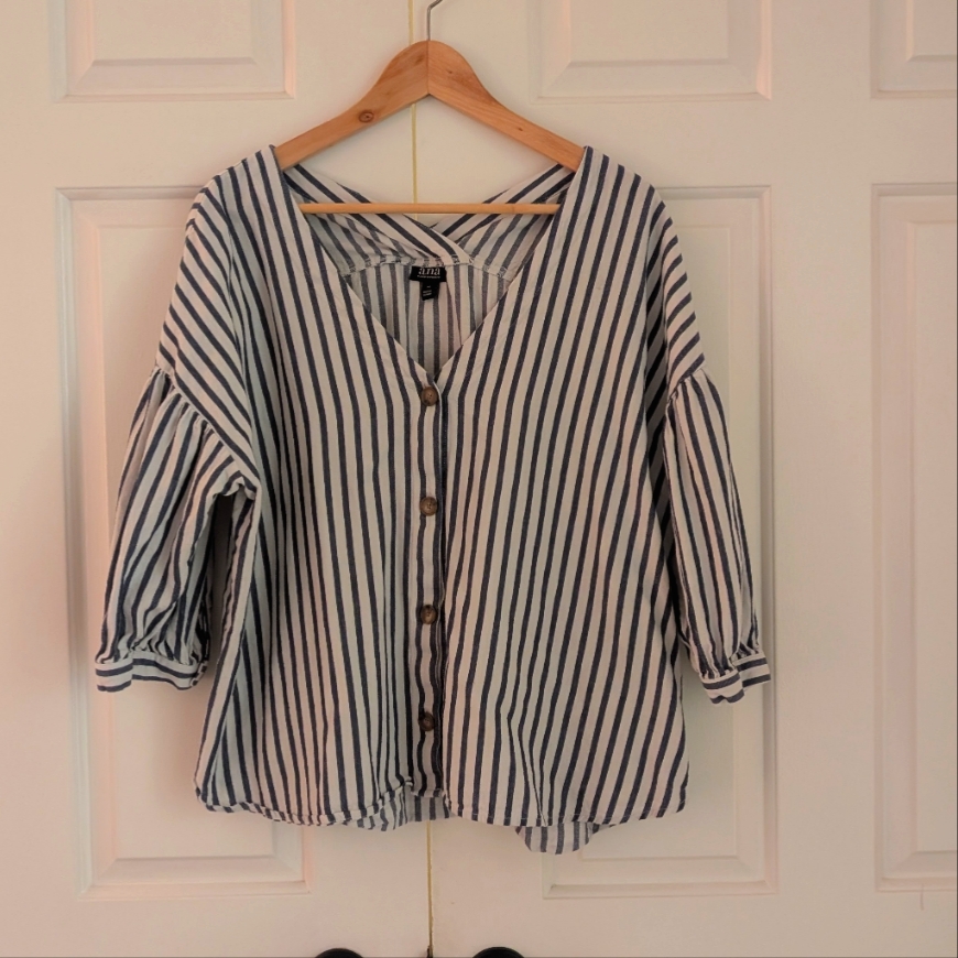 Ana Striped V-Neck Puff Sleeve Blouse